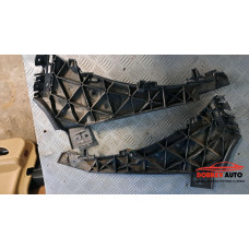 Държачи за предна броня за Audi Q7 4L