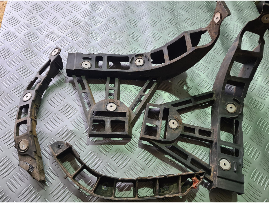 Държачи задна броня за Opel Vectra C Estate