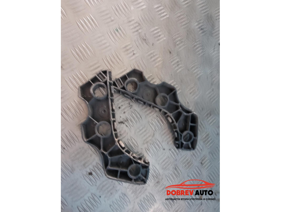 Държачи (предна броня) за VW CC 2.0 TDI Държачи (предна броня) за VW CC 2.0 TDI