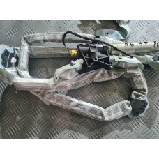 Дясна завеса за Audi A6 C6 2.7 TDI Quattro