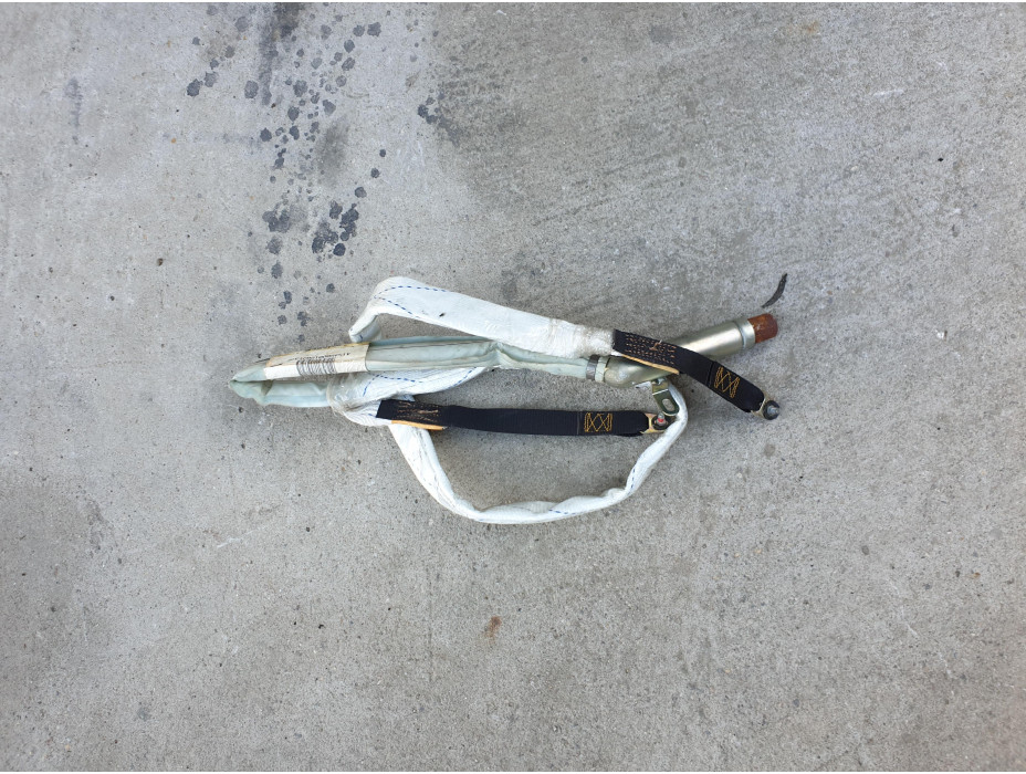 Дясна завеса за BMW 320 Серия 3 E46 Дясна завеса за BMW 320 Серия 3 E46