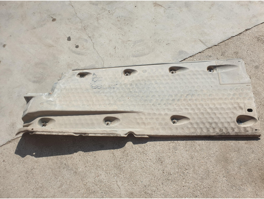 Дясна кора под купе за VW Passat CC 2.0 TSI