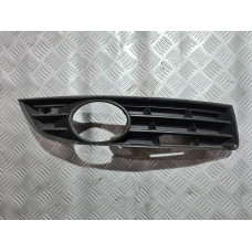 Дясна решетка за халоген за Volkswagen Passat B6