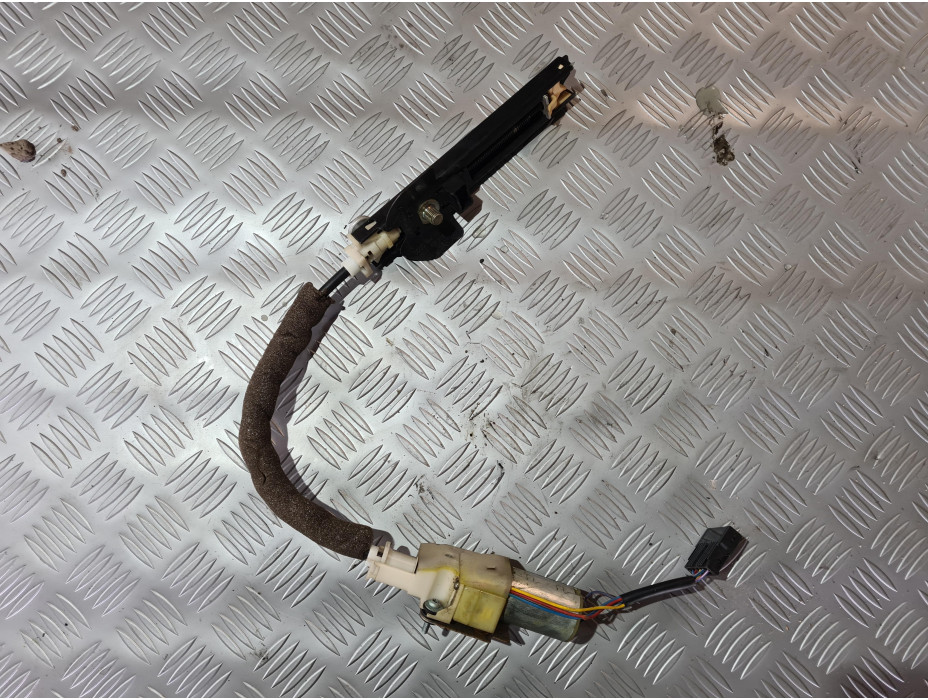 Дясно моторче за колан за Audi A8 D3 Дясно моторче за колан за Audi A8 D3