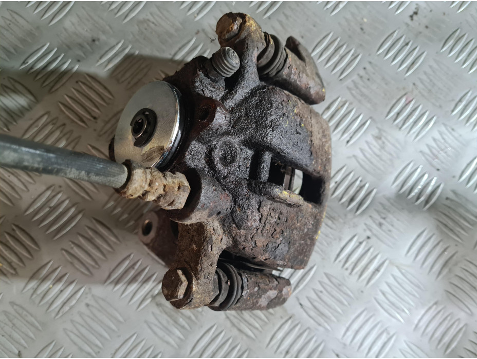 Дясно моторче за ръчна спирачка за Audi A6 C6 2.7 TDI Quattro