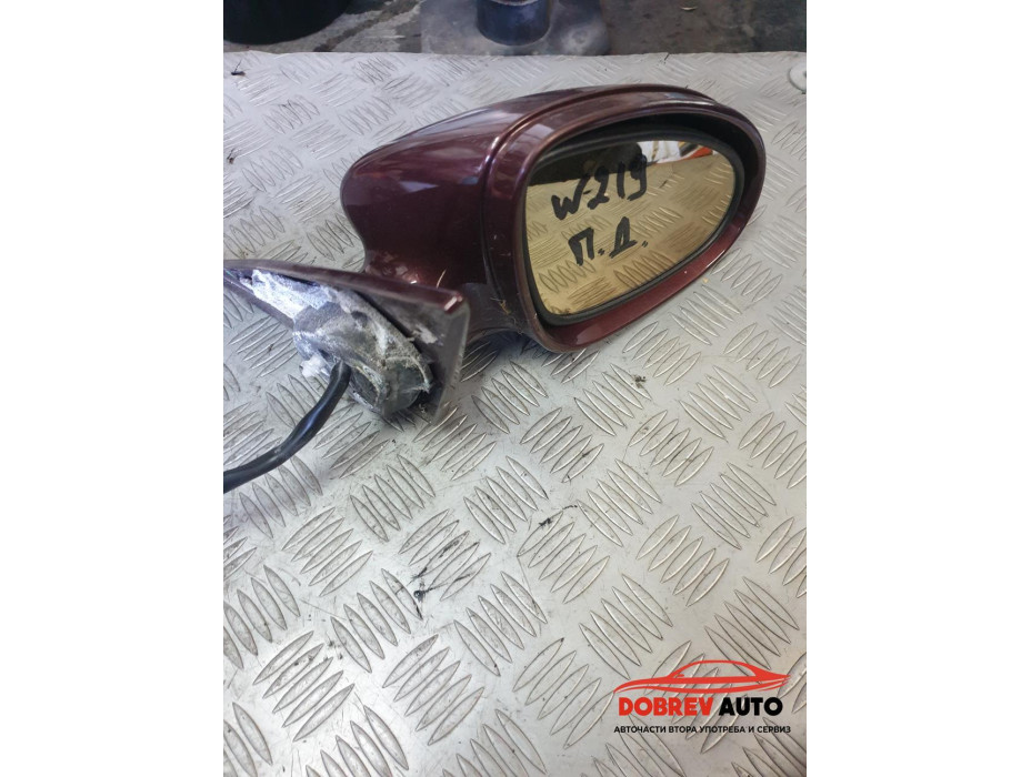 Дясно огледало Mercedes CLS 500 W219 Дясно огледало Mercedes CLS 500 W219