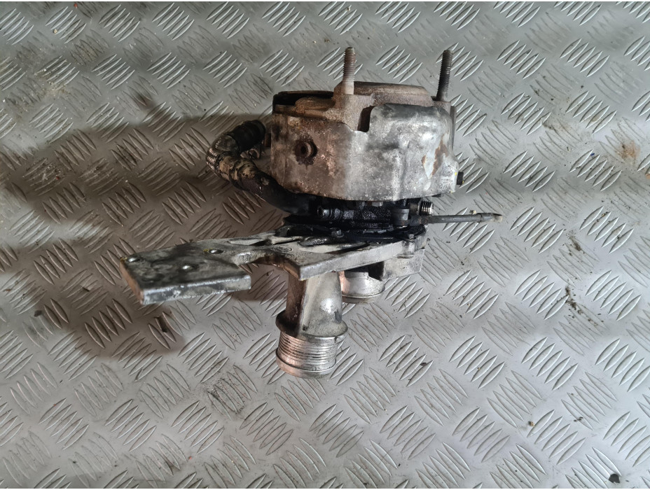 Дясно турбо за Audi A8 D3 4.0 TDI Дясно турбо за Audi A8 D3 4.0 TDI