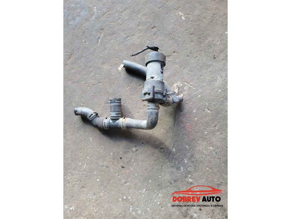 Ел. помпа вода за Mercedes C Class W203 Ел. помпа вода за Mercedes C Class W203