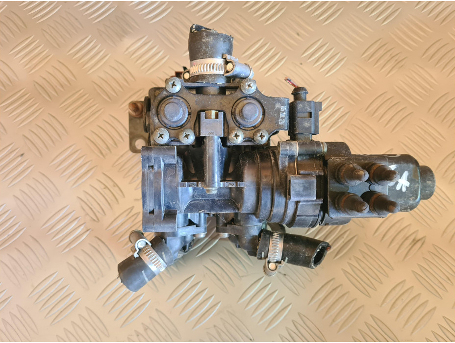 Електро-магнитни клапани /Дуо винтил/ за Audi A8 D3 4.2i Long Електро-магнитни клапани /Дуо винтил/ за Audi A8 D3 4.2i Long