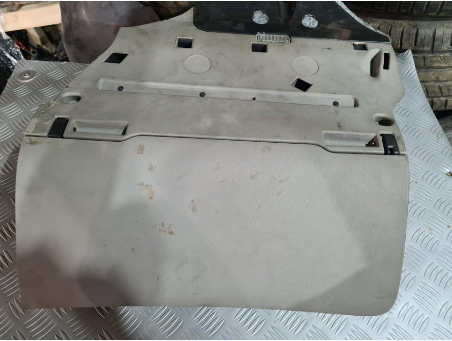 Жабка за Audi A6 C6 3.2 FSI