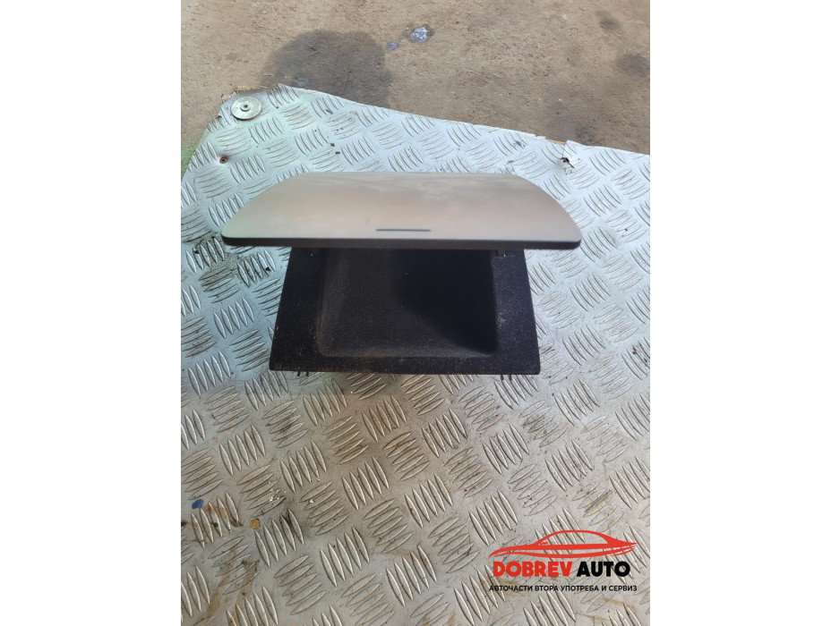 Жабка (средна) за VW Touran 1T1 Жабка (средна) за VW Touran 1T1