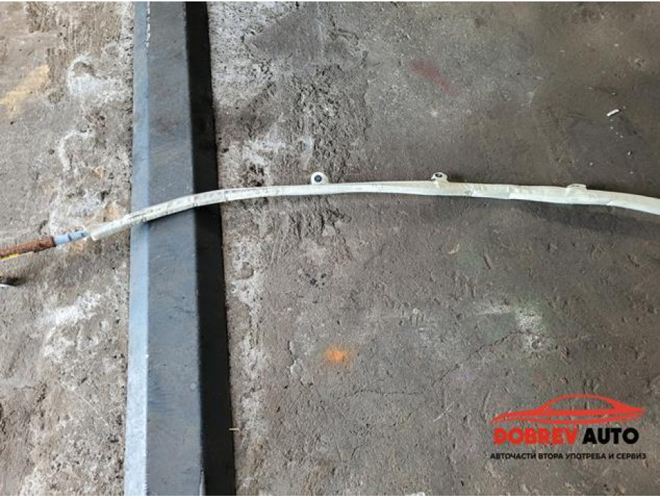 Завеса (дясна) за Audi A8 D3 6.0 W12 Завеса (дясна) за Audi A8 D3 6.0 W12