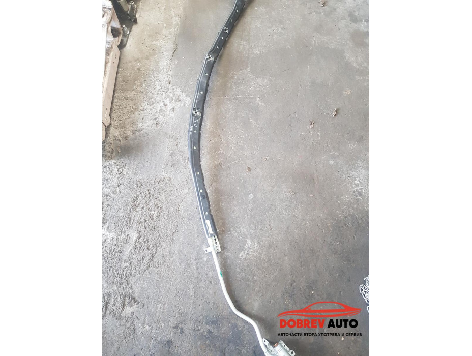 Завеса дясна за Mercedes ML Class W164 5.0