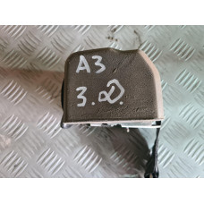 Заден десен колан за Audi A3 8P Hatchback
