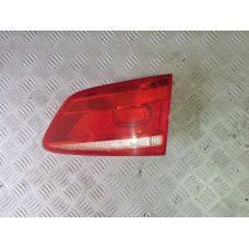 Заден десен стоп на капак за Фолксваген Пасат Б7 / VW Passat B7 2.0 TDI