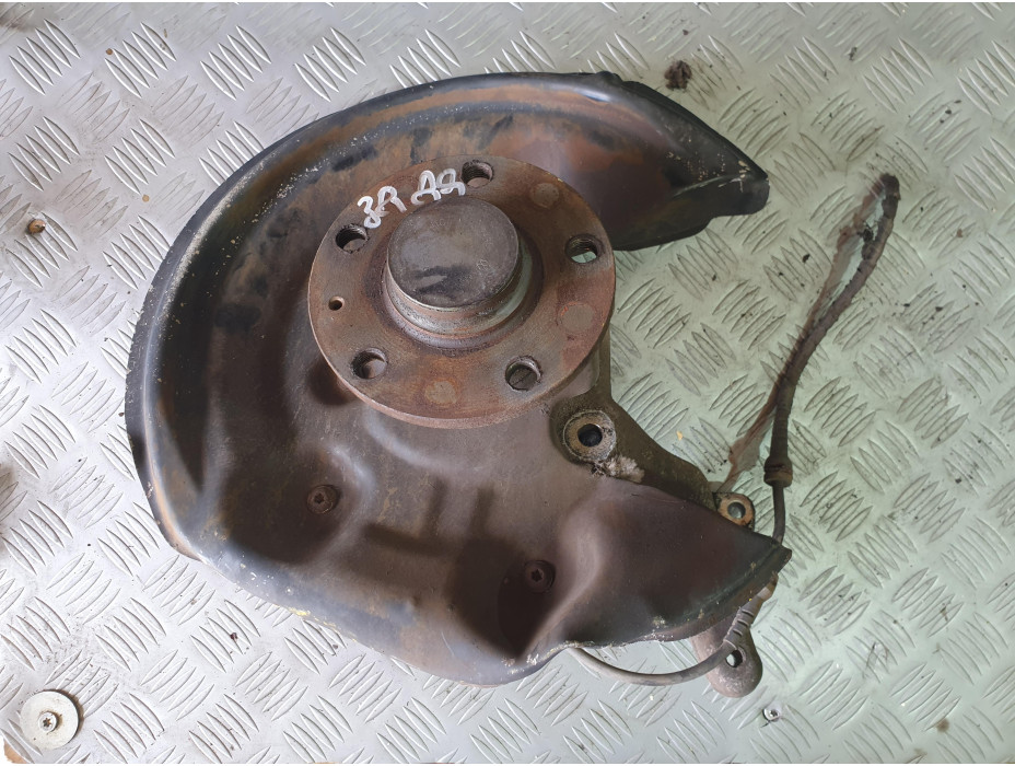 Заден десен шенкел за VW Touran 1.9 TDI