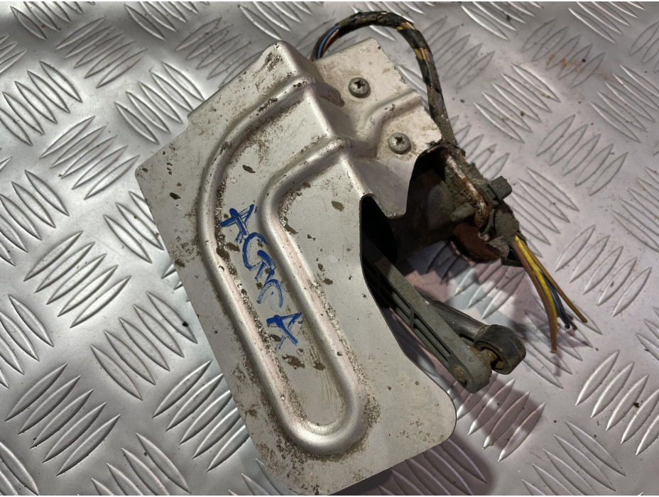 Заден кантар за Opel Astra G Bertone Заден кантар за Opel Astra G Bertone