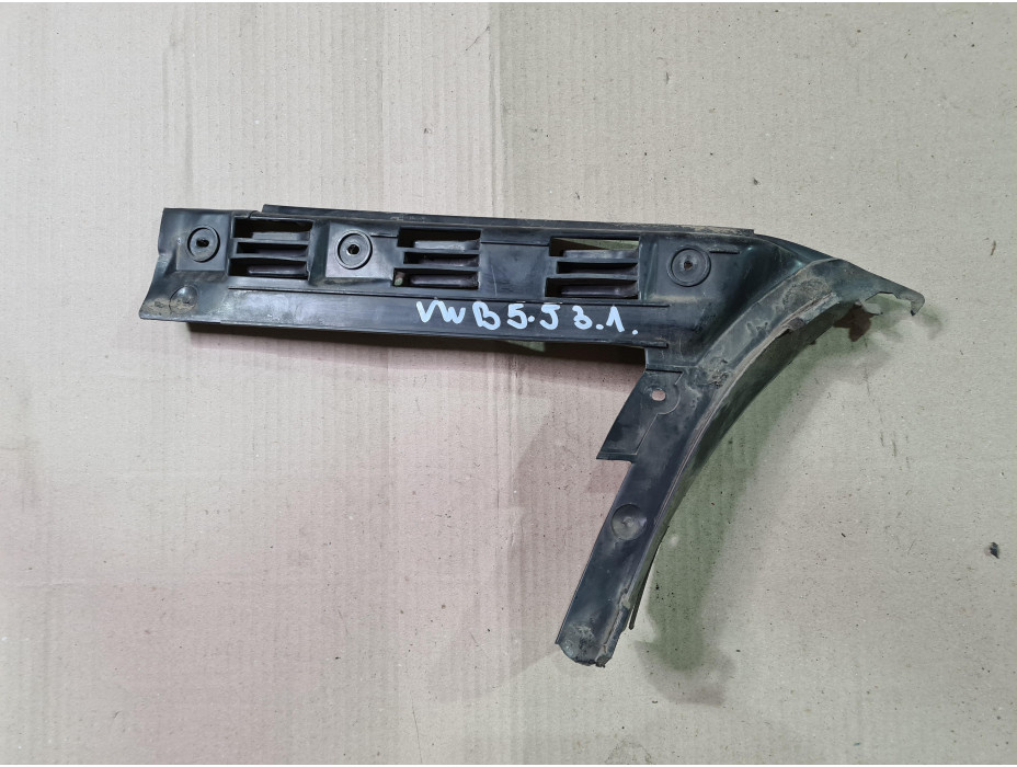 Заден ляв държач за броня за Фолксваген Пасат Б5.5 комби / VW Passat B5.5  2.5 TDI
