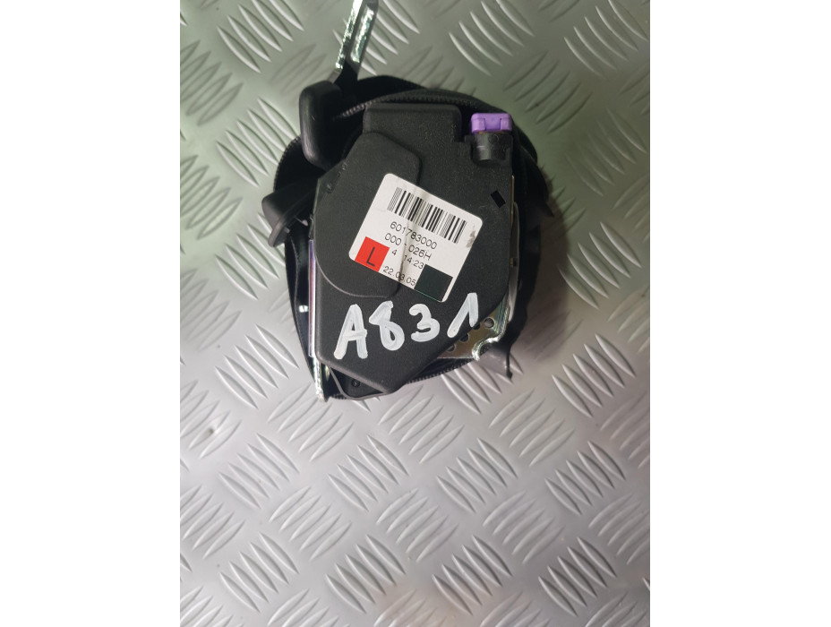 Заден ляв колан за Audi A8 D3 - Черен