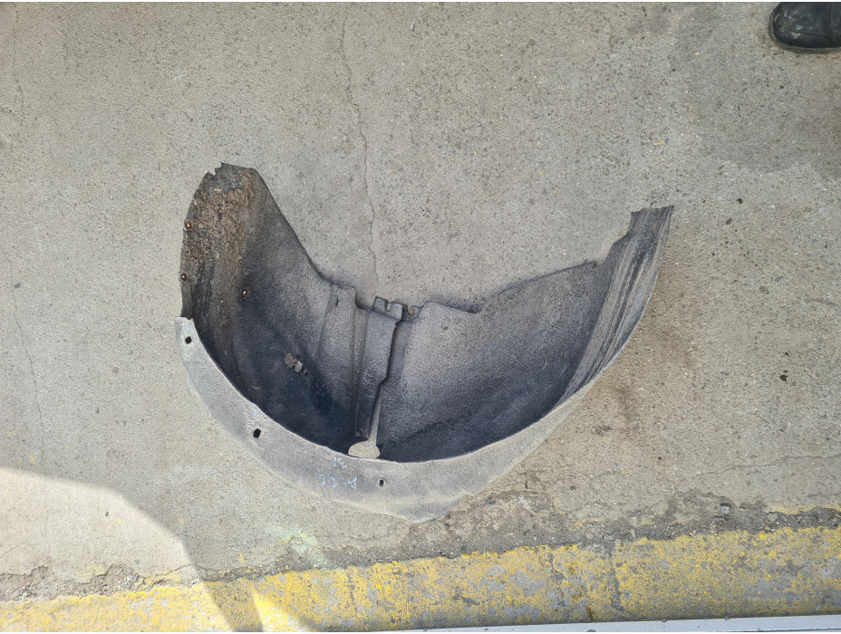 Заден ляв подкалник за Audi A6 C6 3.2 FSI Quattro Заден ляв подкалник за Audi A6 C6 3.2 FSI Quattro