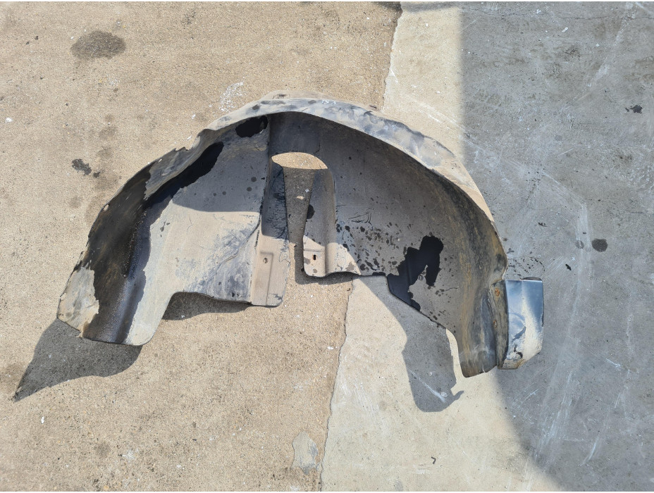 Заден ляв подкалник за VW Passat B5 2.5 TDI