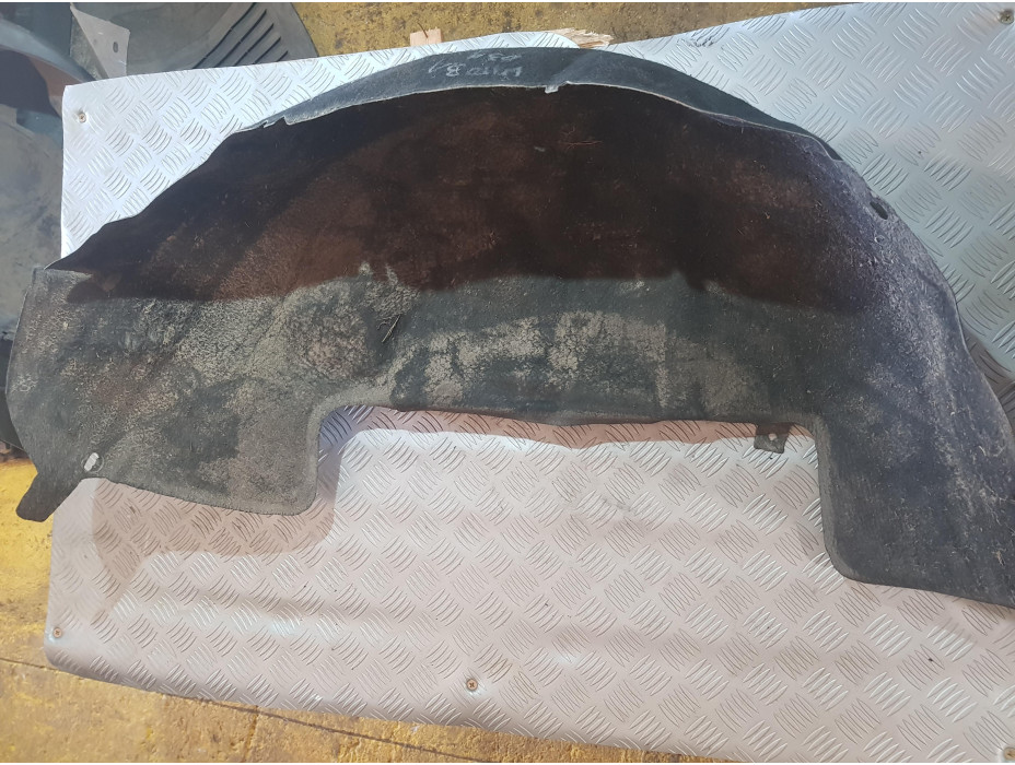 Заден ляв подкалник за Мерцедес Вито W639 / Mercedes Vito W639 Заден ляв подкалник за Мерцедес Вито W639 / Mercedes Vito W639