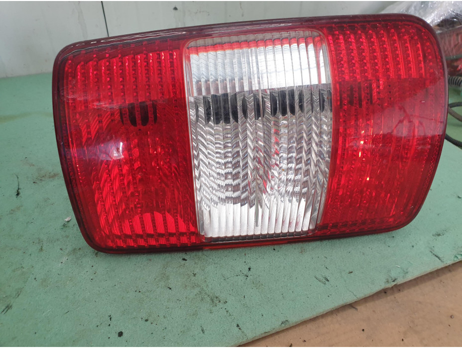 Заден ляв стоп за VW Caddy