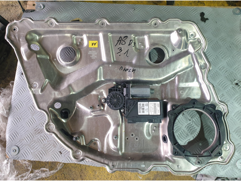 Заден ляв стъклоповдигач за Audi A8 D3 4.0 TDI