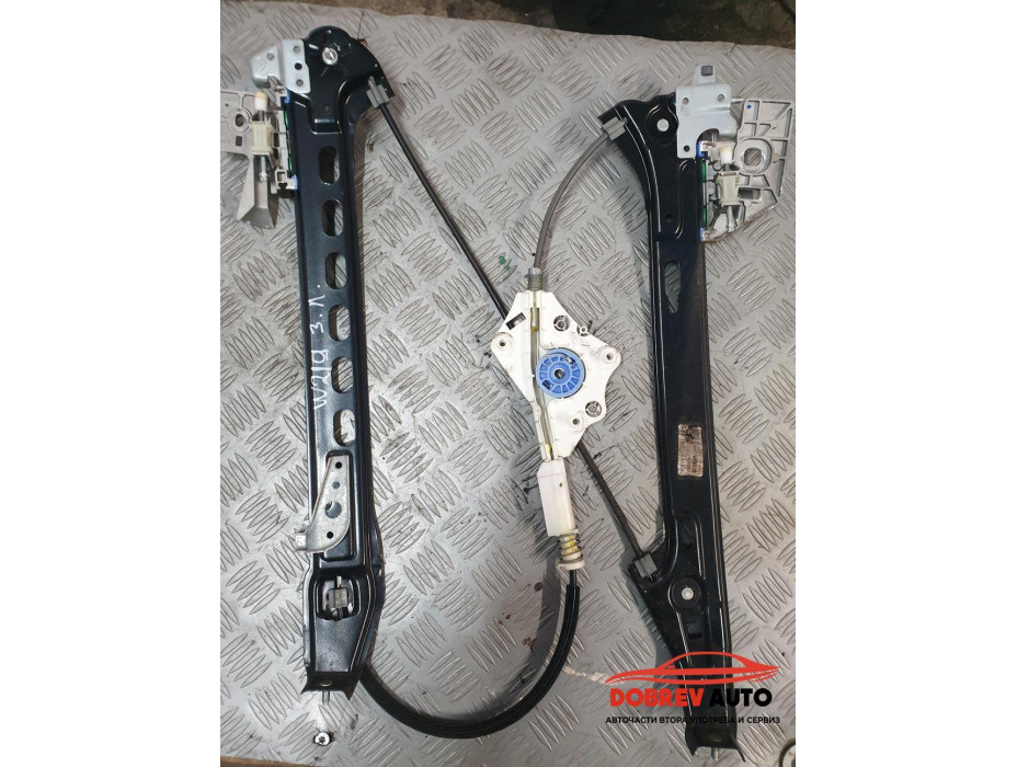 Заден ляв стъклоповдигач за Mercedes CLS 500 W219