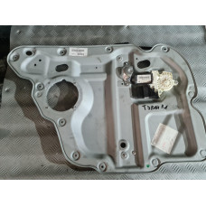 Заден ляв стъклоповдигач за VW Touran 1T