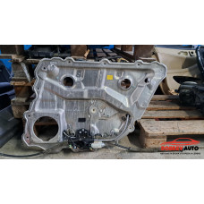 Заден ляв стъклоповдигач (с щори) за Audi A8 D3