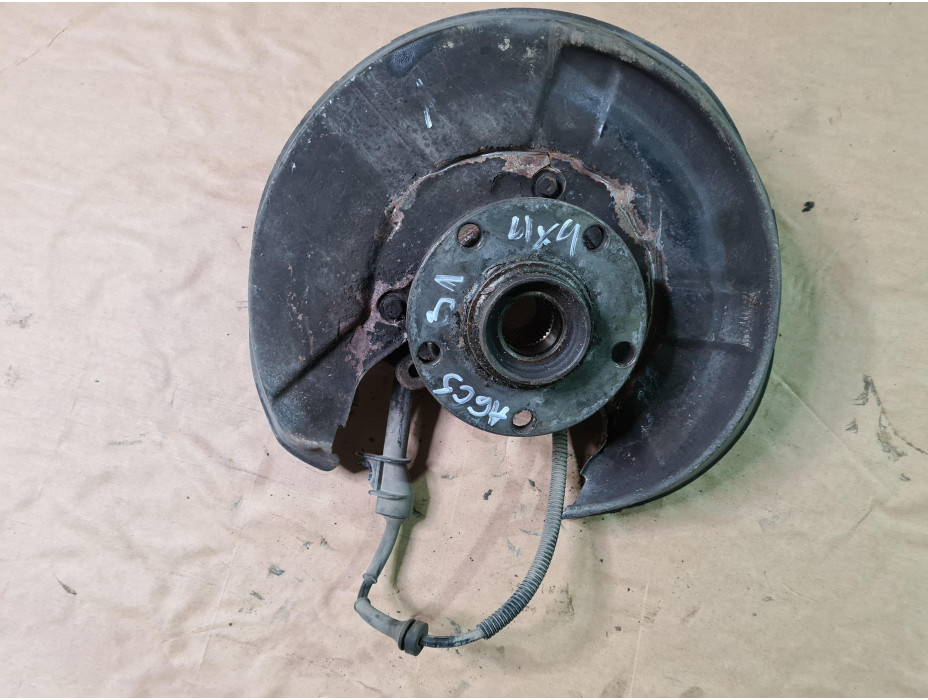 Заден ляв шенкел за Audi A6 C5 2.5TDI Quattro