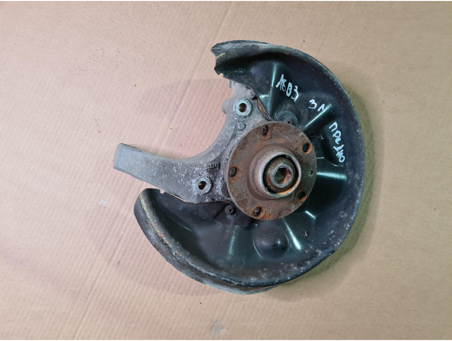 Заден ляв шенкел за Audi A8 D3 3.2FSI