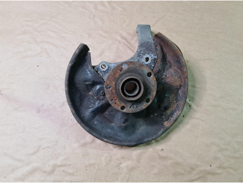 Заден ляв шенкел за Ауди А8 Д3 / Audi A8 D3 4.2 i 335 к.с.