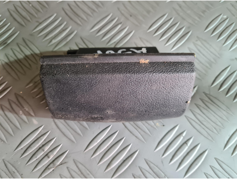 Заден пепелник за Audi A3 8P Hatchback Заден пепелник за Audi A3 8P Hatchback