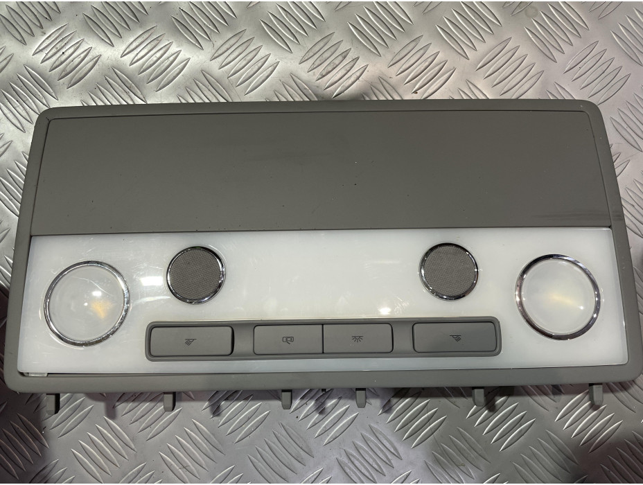 Заден плафон за Volkswagen Phaeton