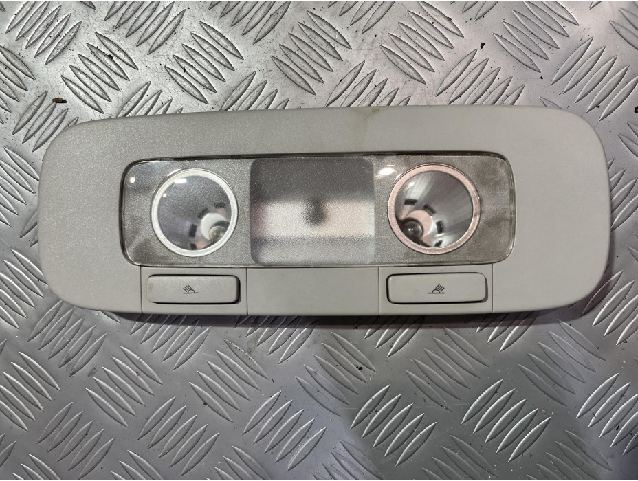 Заден плафон за Фолксваген Пасат Б7 / VW Passat B7 2.0 TDI