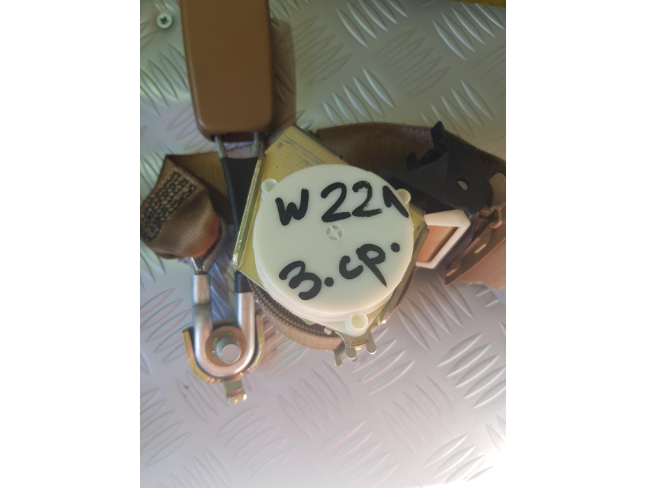 Заден среден колан за Mercedes S Class W221 - Кафяв Заден среден колан за Mercedes S Class W221 - Кафяв