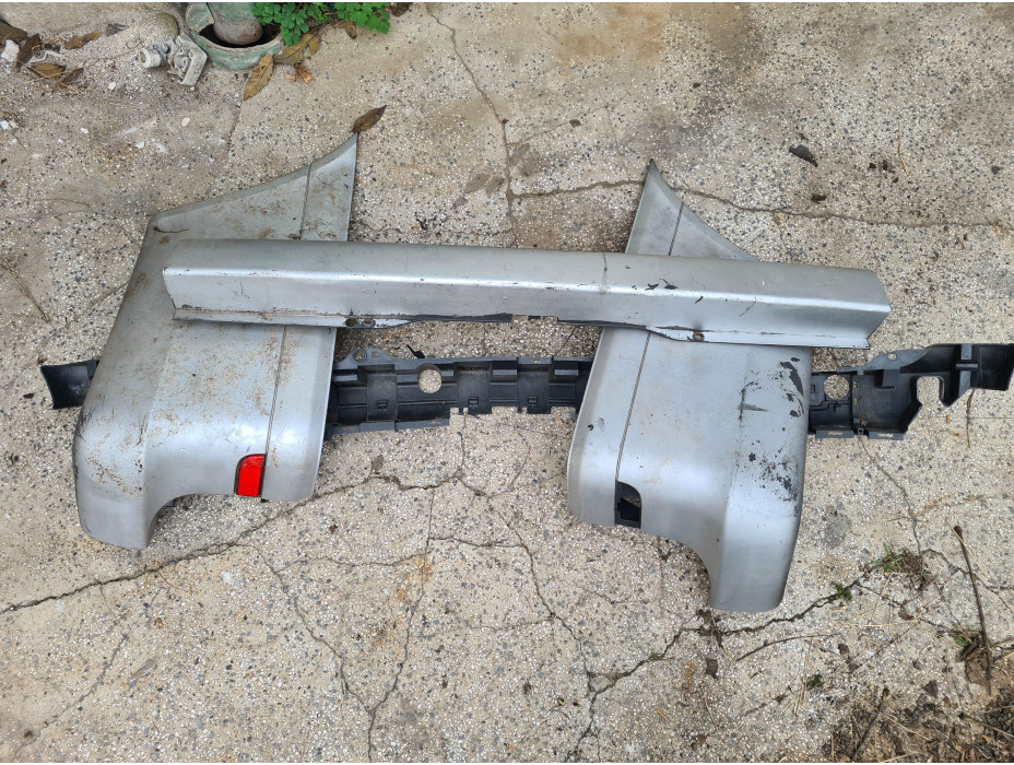 Задна броня за Mercedes Vito W 639 Задна броня за Mercedes Vito W 639