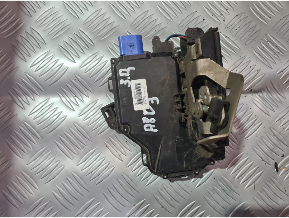 Задна дясна брава за Audi A8 D3