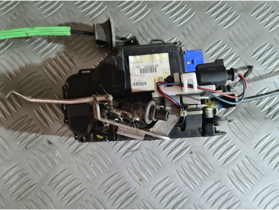 Задна дясна брава за Audi A8 D3 с ваккум