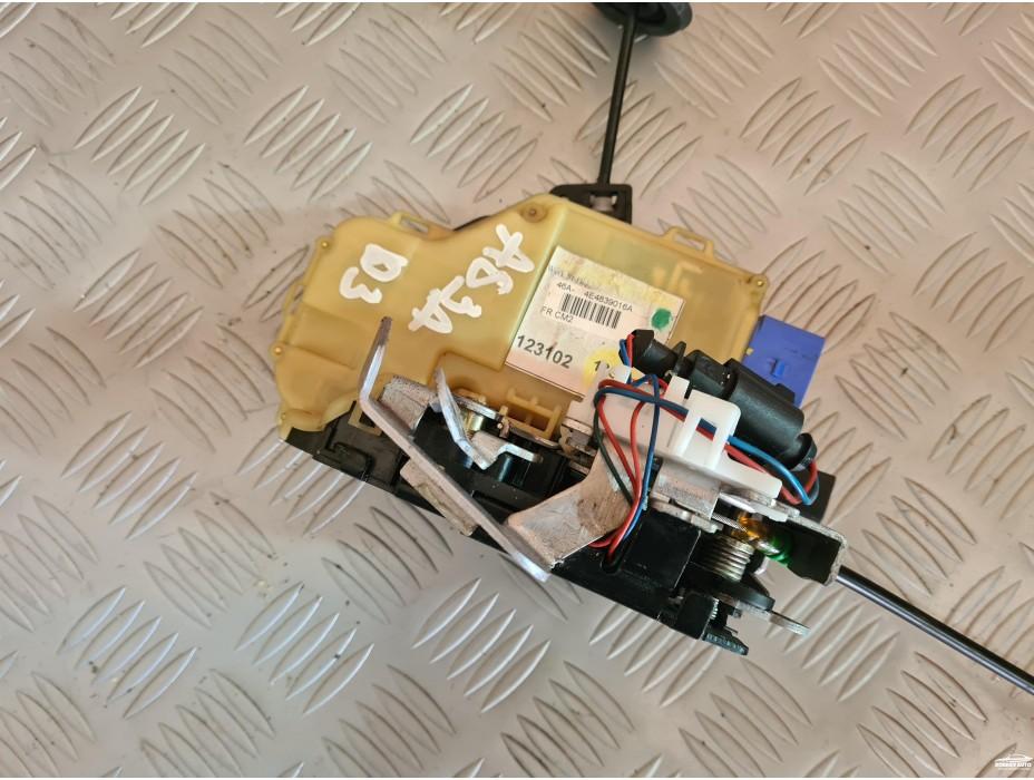 Задна дясна брава с Keyless Go за Ауди А8 Д3 / Audi A8 D3 4.2 i 335 к.с.