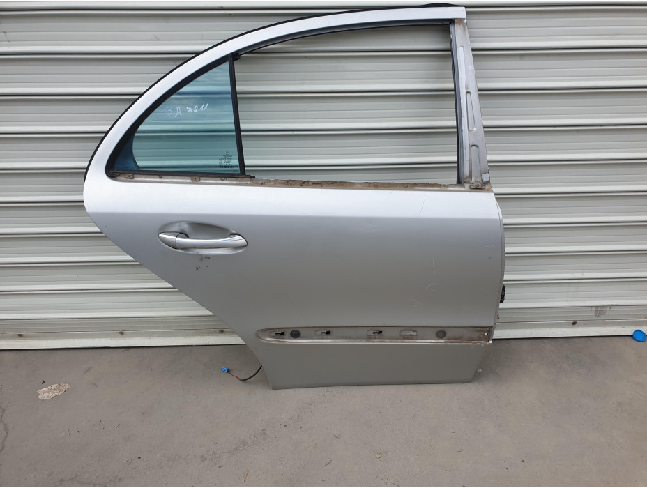 Задна дясна врата за Mercedes E Class W211 2.7CDI