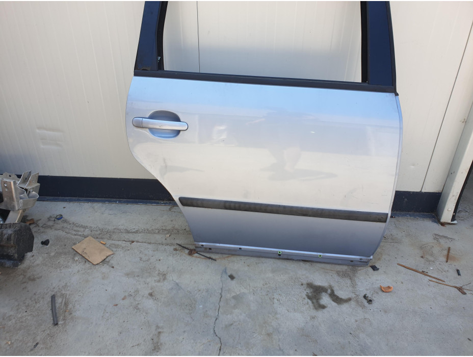 Задна дясна врата за VW Passat B5 1.8 T комби