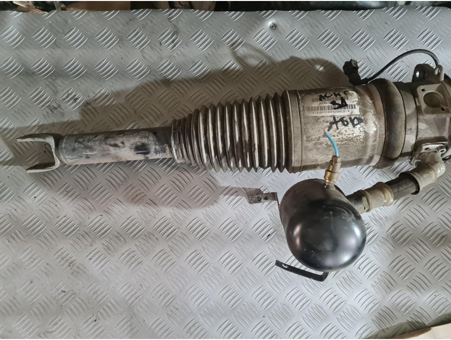 Задна дясна възглавница за Audi A8 D3 4.2i Long Задна дясна възглавница за Audi A8 D3 4.2i Long