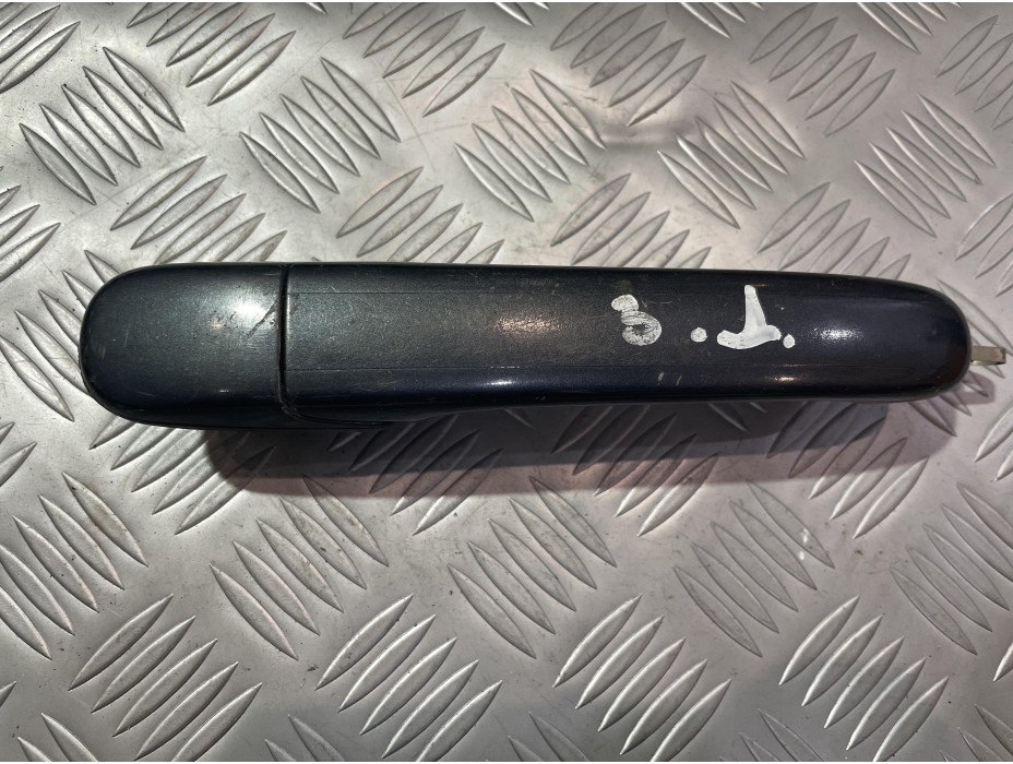 Задна дясна външна дръжка за Seat Ibiza 6K Задна дясна външна дръжка за Seat Ibiza 6K