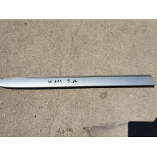 Задна дясна външна лайсна - Авангард за Mercedes E Class W211 2.7CDI