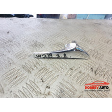 Задна дясна вътрешна дръжка Mercedes CLS 500 W219 Задна дясна вътрешна дръжка Mercedes CLS 500 W219