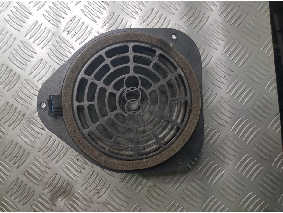 Задна дясна тонколона B&O за Audi A5 Coupe