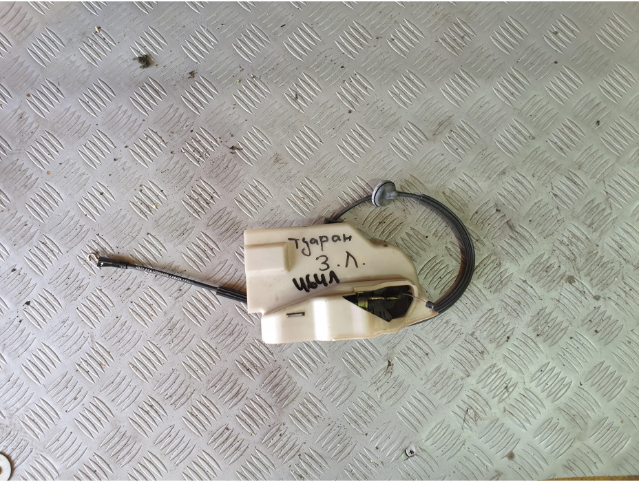 Задна лава брава за VW Touran 1.9 TDI Задна лава брава за VW Touran 1.9 TDI